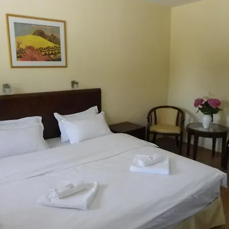 Natura Hotel